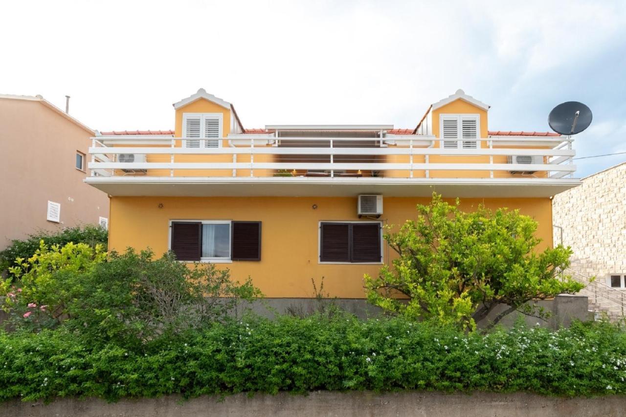Apartment Dragojevic Vela Luka Esterno foto